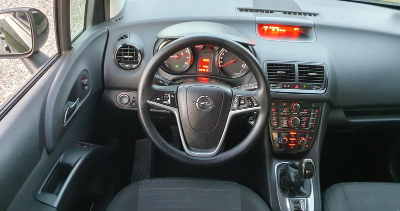 Opel Meriva cena 21999 przebieg: 199000, rok produkcji 2011 z Chmielnik małe 781